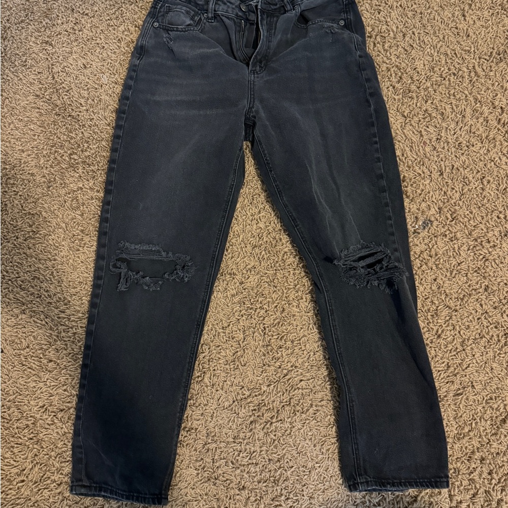 American Eagle mom jeans size 6